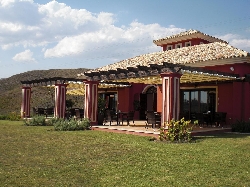 Club House Gardens
