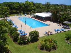 Swimming Pool and Restaurant