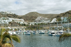 Yatch port 5 minutes walk
