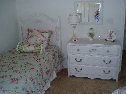 Pink twin bedroom