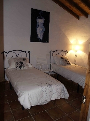 Twin bedroom