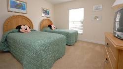 Twin Bed Room