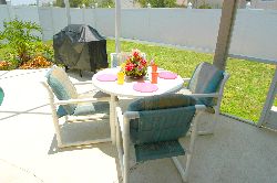Pool deck & BBQ