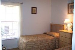 Twin bedroom
