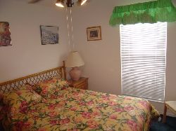 THE QUEEN SIZED DOUBLE BED