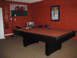 POOL TABLE