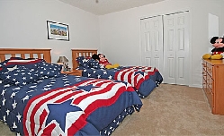 Twin bedroom