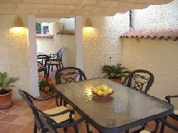 Al Fresco Dining with Canopy
