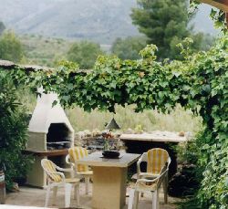 Enjoy a cosy BBQ, surrounded by nature