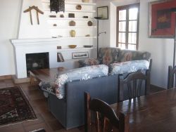 Oak beamed living/dining area