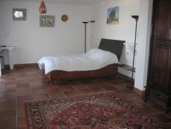 King Sized bedroom