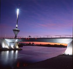 The stunning bridge at night