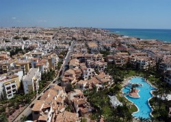 Crowning Pool of Aldea Del Mar