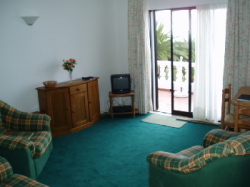 2nd Lounge