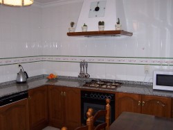 Well equipped kitchen