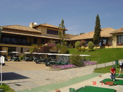 Los Arqueros Club House & Driving Range.