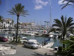 Puerto de la Duquesa - 3 mins drive