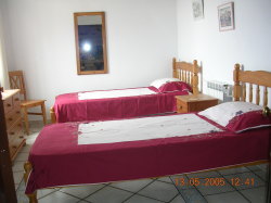 Bedroom 2 - Facing Comares
