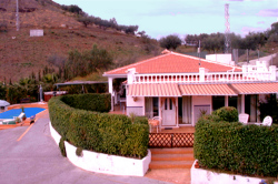 2 bed-roomed apt 'Vinuela'.