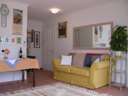 Lounge/dining area 'Vinuela'.