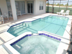 Pool/launi