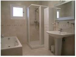 Upper level bathroom