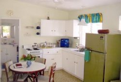 Kitchen & Dining Area-upstairs studio