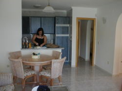 American style fully fitted kitchen