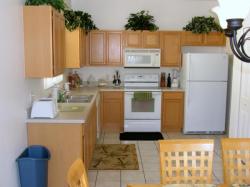 Large Fully Equipped Kitchen