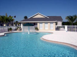 COMMUNAL POOL AND ON SITE CLUBHOUSE