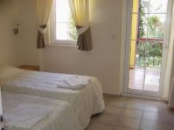 Twin Bedroom