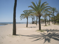 Beautiful beaches only 10 min WALK away