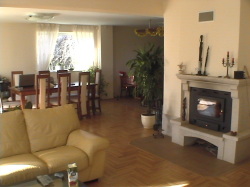 Ground floor dining & living area