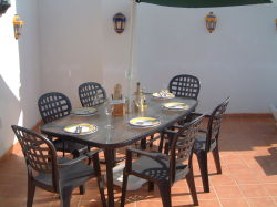 Alfresco Dining