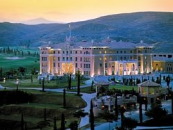 Los Flamingos Golf Resort 2 minutes away