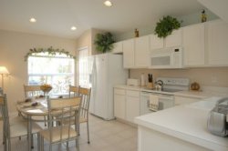 Fully fitted kitchen