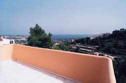 south facing upper balcony  - off lounge