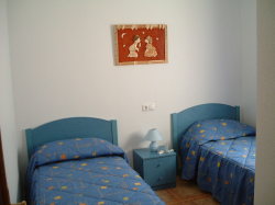 Twin bedroom