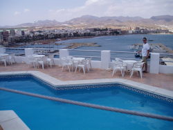 el Faro bar with pool overlooking harbou