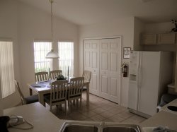 Kitchen / breakfast nook