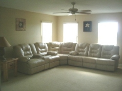 Upstairs Loft with Large Sectional Sofa