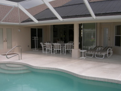 pool and lanai