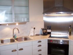 LUXURY FITTED KITCHEN