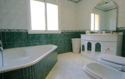 Master bedroom Ensuite