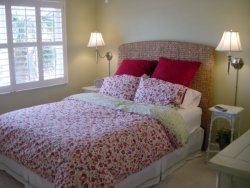 Guest bedroom