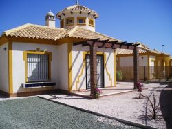 2 Bed 1 Bath with private pool