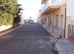 100 yards to the sea
