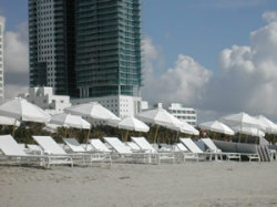 Beach area, beach towels provided