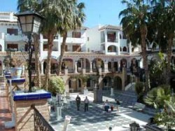 The Plaza, with over 40 Bars and Restaur