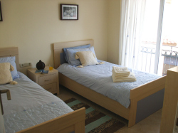 Spacious twin room with balcony
